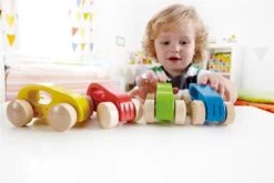 Hape Kleines Kinder-Handauto | Rennauto | Kleinkind-Lernspielzeug | E0057 -Holzspielzeug-Peitz E0057 Kinder Handauto 3