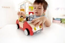 Hape Familienauto | Ergänzung Für Puppenhaus | E3475 -Holzspielzeug-Peitz E3475 Familienauto puppenmoebel ergaenzung puppenhaus 2
