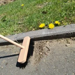 Kinder-Besen | Holz-Kinderbesen | Haus- Und Gartenbesen | Feiner Besen -Holzspielzeug-Peitz Garten Kinder Strassenbesen weich schwarz