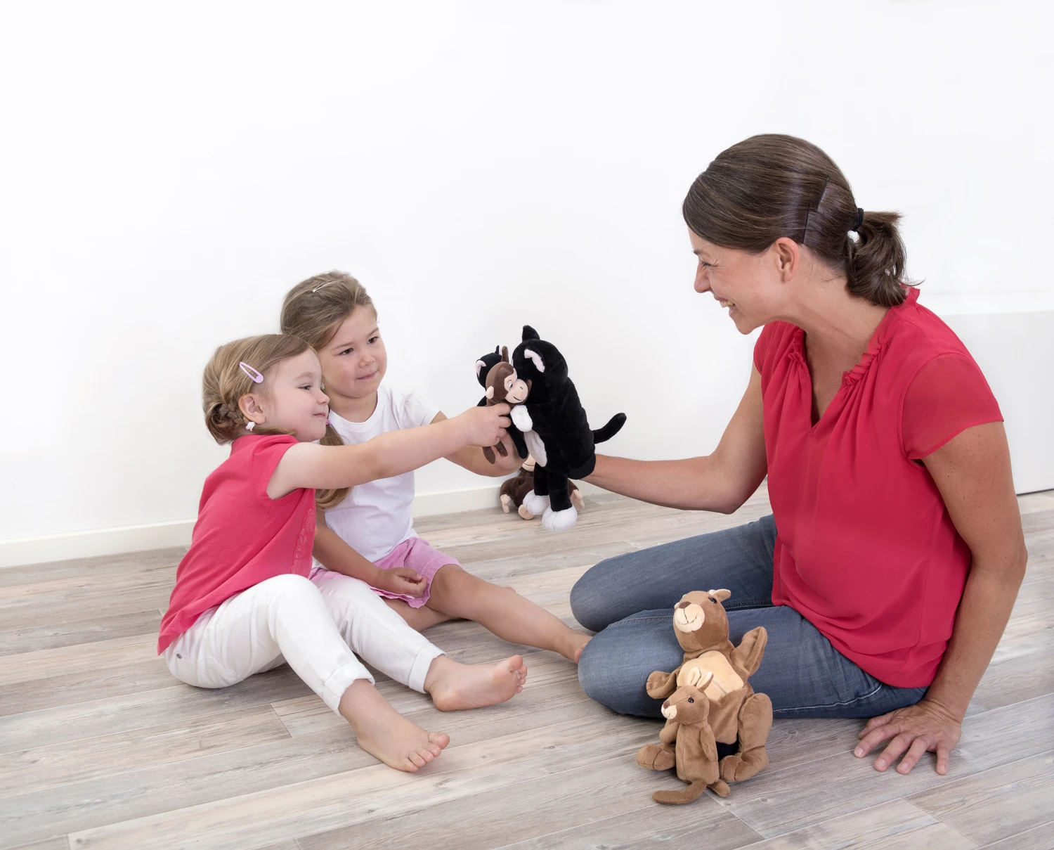 Beleduc Handpuppe Katze Mit Jungtier | Rollenspiel-Geschichten | Kleinkind-Spielzeug | BE 40460 6 Beleduc Handpuppe Katze Mit Jungtier | Rollenspiel-Geschichten | Kleinkind-Spielzeug | BE 40460 – Bild 4