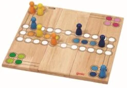 Goki Kinder-Brettspiel Ludo Aus Holz | Lernspiel | Farben - Zahlen Lernen 56914 8 Goki Kinder-Brettspiel Ludo Aus Holz | Lernspiel | Farben - Zahlen Lernen 56914 -Holzspielzeug-Peitz Kinder Brettspiel Ludo Lernspiel 56914 2in1 56914 2