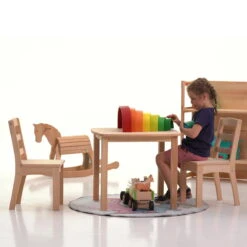 Bogenhaus Bunt Regenbogen-Haus Holz 6061 14 Bogenhaus Bunt Regenbogen-Haus Holz 6061 -Holzspielzeug-Peitz Nachhaltig Kindermoebel Tisch Stuehle Basteltisch Bogenhaus 4