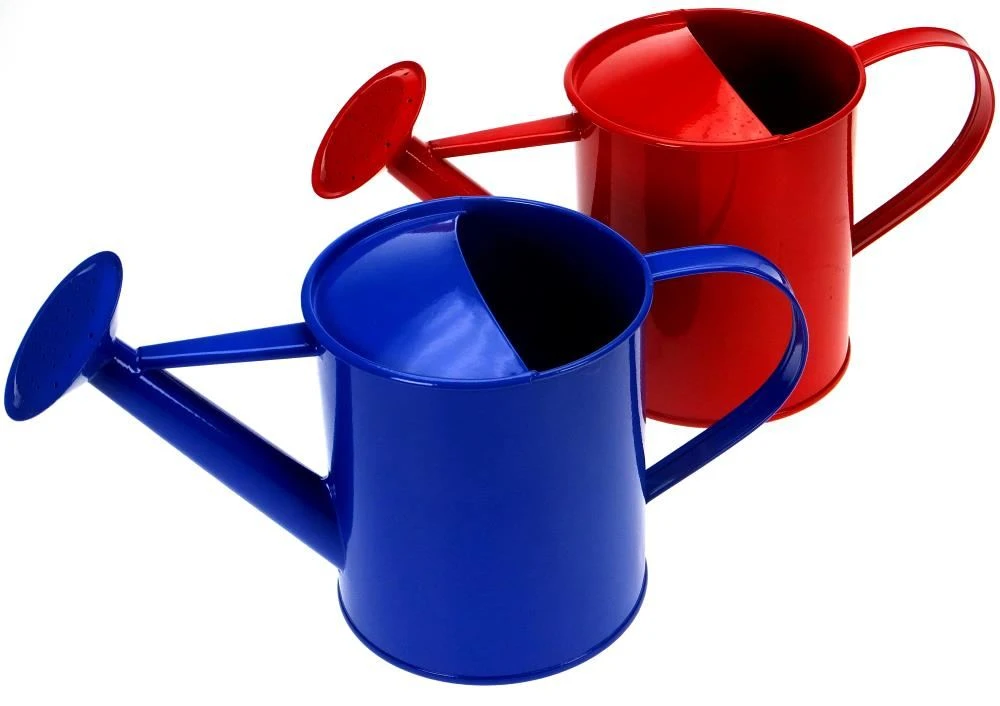 Rote & Blaue Metall-Gießkanne | Sandkasten-Spielzeug 36674 3 Rote & Blaue Metall-Gießkanne | Sandkasten-Spielzeug 36674