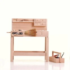 Kinder Werkzeugkasten Aus Holz | Kinderwerkbank Zubehör | 4018 21 Kinder Werkzeugkasten Aus Holz | Kinderwerkbank Zubehör | 4018 -Holzspielzeug-Peitz Werkbank Werkzeugkasten Spannzange Reisigbesen