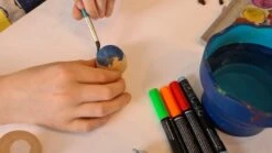 Tanner Holz Ei | Osterei Zum Schneiden | Kinder-Küchen-Zubehör | Spiel-Lebensmittel SL 232 11 Tanner Holz Ei | Osterei Zum Schneiden | Kinder-Küchen-Zubehör | Spiel-Lebensmittel SL 232 -Holzspielzeug-Peitz holzei schneiden farben malen