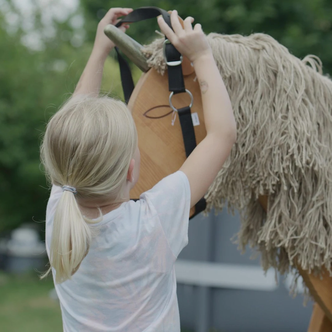 Halfter Für Holzpferd M | Rot | Zubehör Für Voltigierpferd Und Hobby Horse | GR-180014-0026-rot 5 Halfter Für Holzpferd M | Rot | Zubehör Für Voltigierpferd Und Hobby Horse | GR-180014-0026-rot – Bild 3